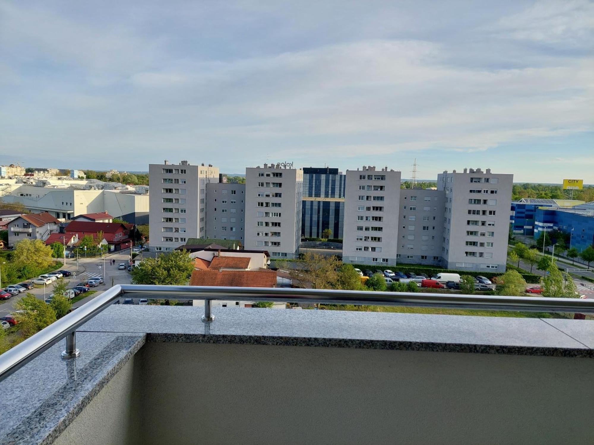 Lanterna Apartment - Free Parking In Garage ザグレブ エクステリア 写真